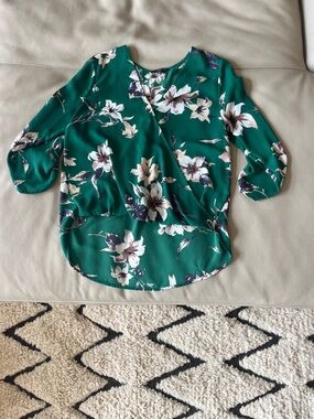 West Kei Emerald Green Floral Surplice Blouse